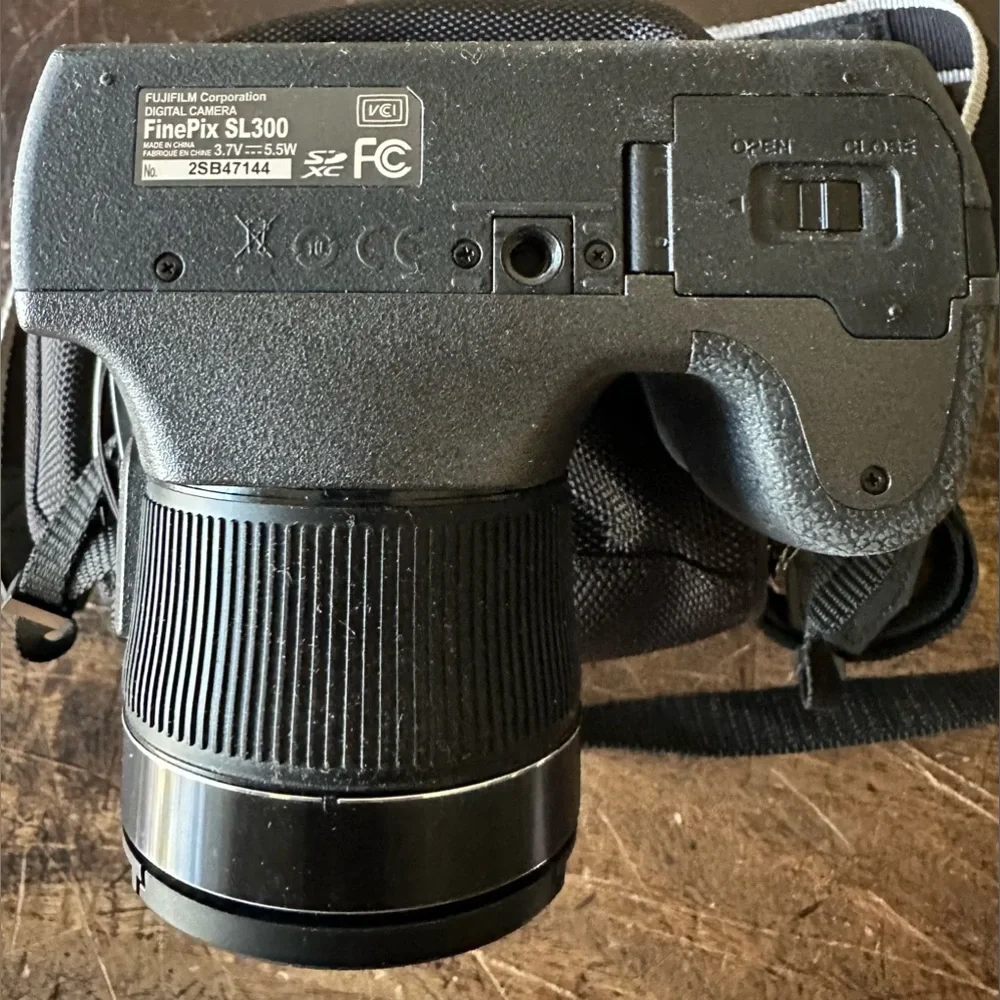 Fujifilm finepix sl300